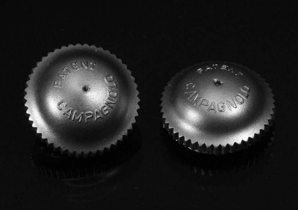 Campagnolo Nuovo Record, Super superleggera Track Pista pedal dust caps silver